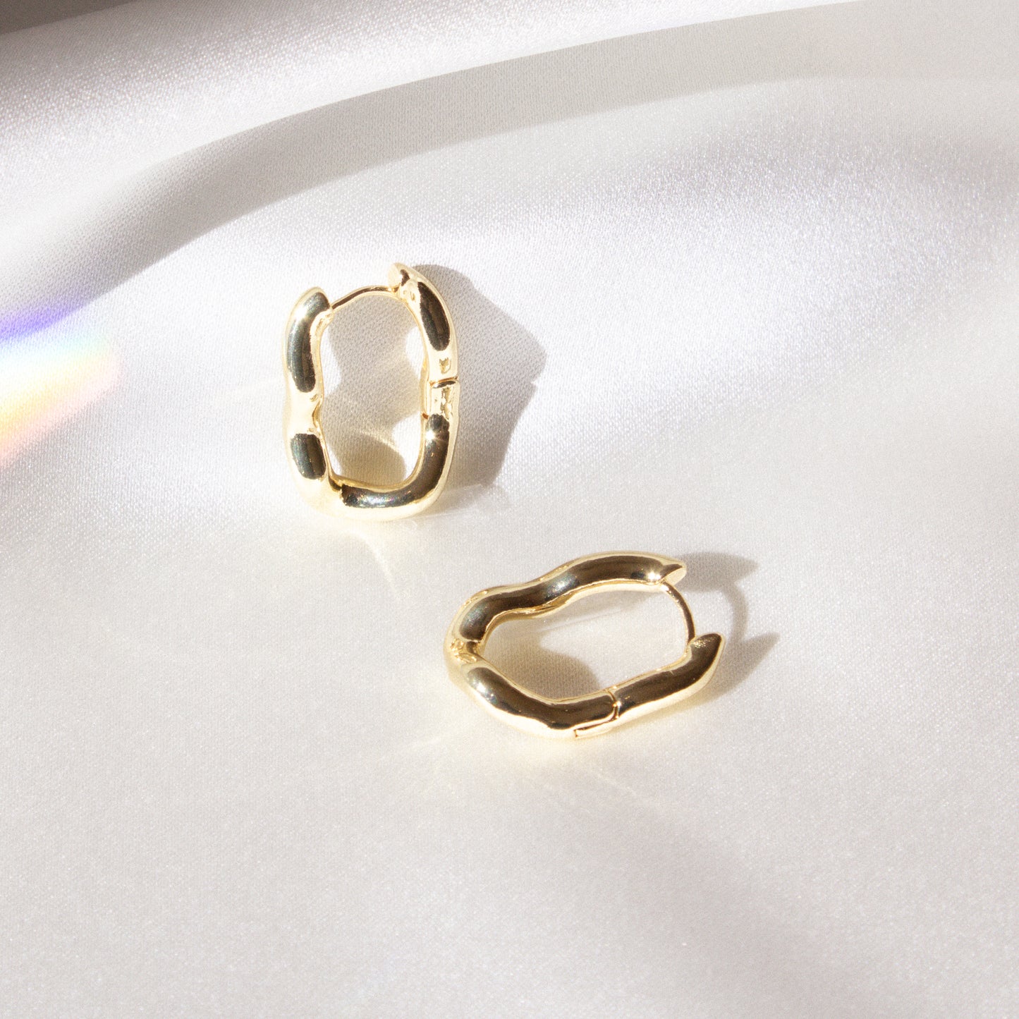 Wavy U Hoop Earrings