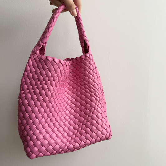 Woven, slouchy, and summer-ready—our Mali Bag moves with you.