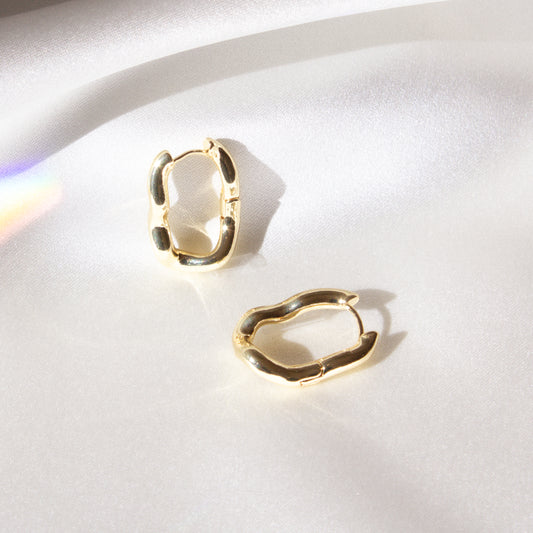Wavy U Hoop Earrings
